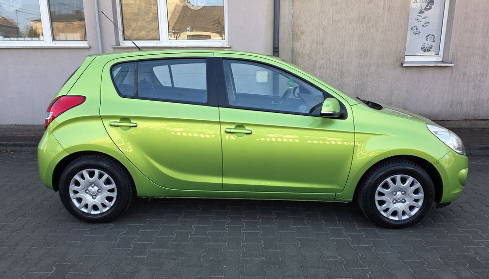 Śliczny Hyundai i20 Klimatyzacja  1.2