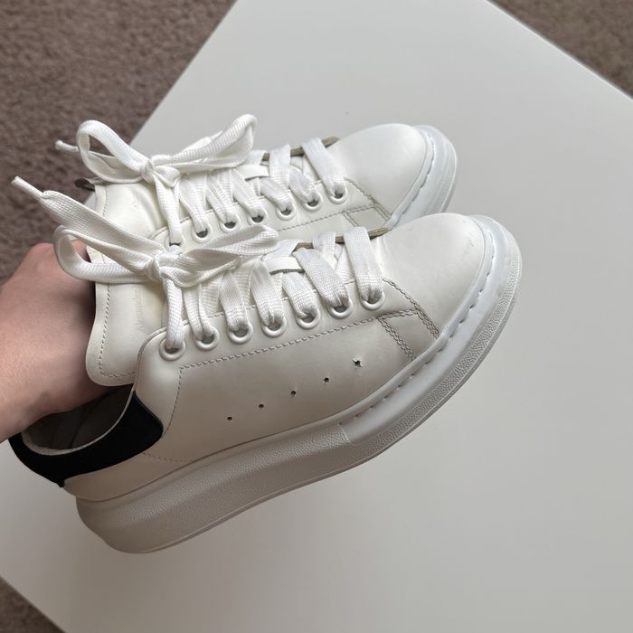 Alexander McQueen Oversized Sneakers кросівки prada