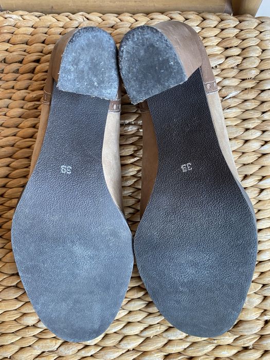 Sapatos salto elegantes