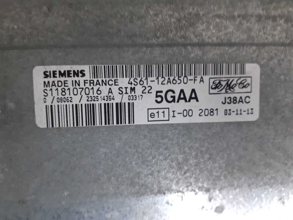 Komputer sterownik silnika Mazda II DY 5GAA Nr.57