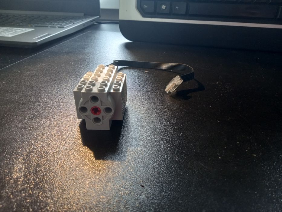 LEGO boost Smart hub + silniczki | odbiór osobisty