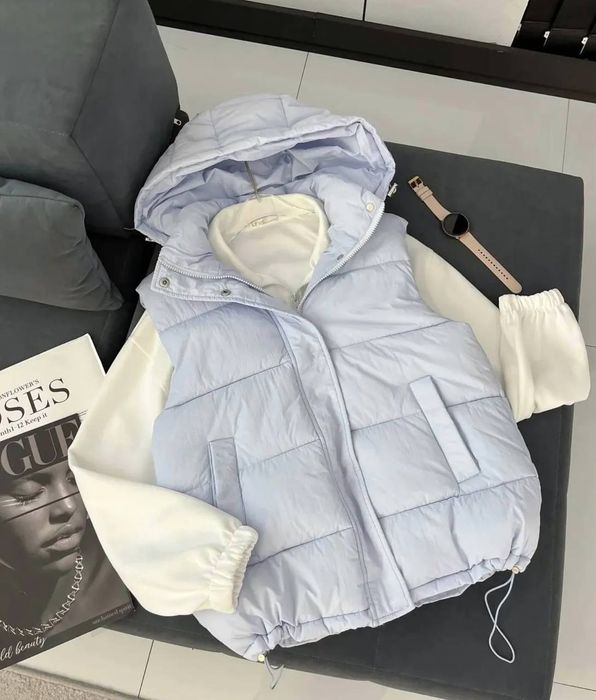 Стильній жіночій жилет з капюшоном. Хіт продажу!