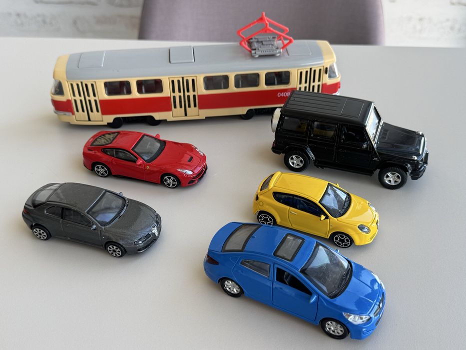Машинки моделі автомобілів
