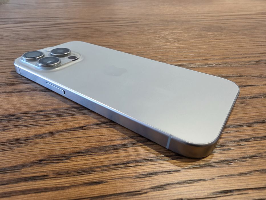 Iphone 15 Pro - 128 GB - Excelente Estado