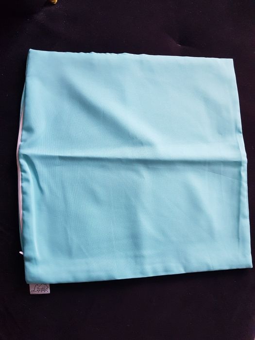 Poszewki na poduszki 40x40 oraz 45x45 -czytaj opis