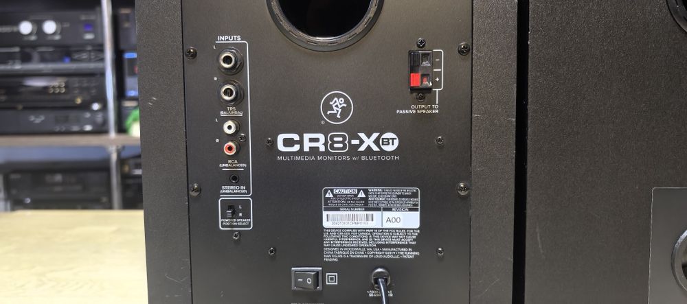 2-х полосна акустика Mackie CR8-X/Bluetooth /AUX/