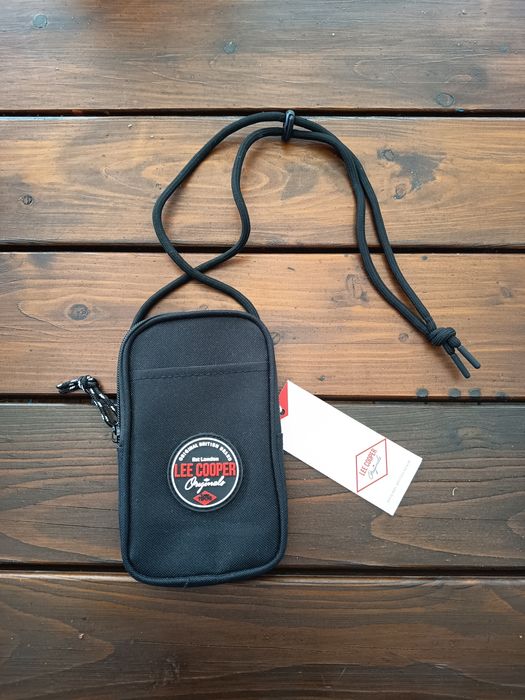 Nowa saszetka Lee Cooper