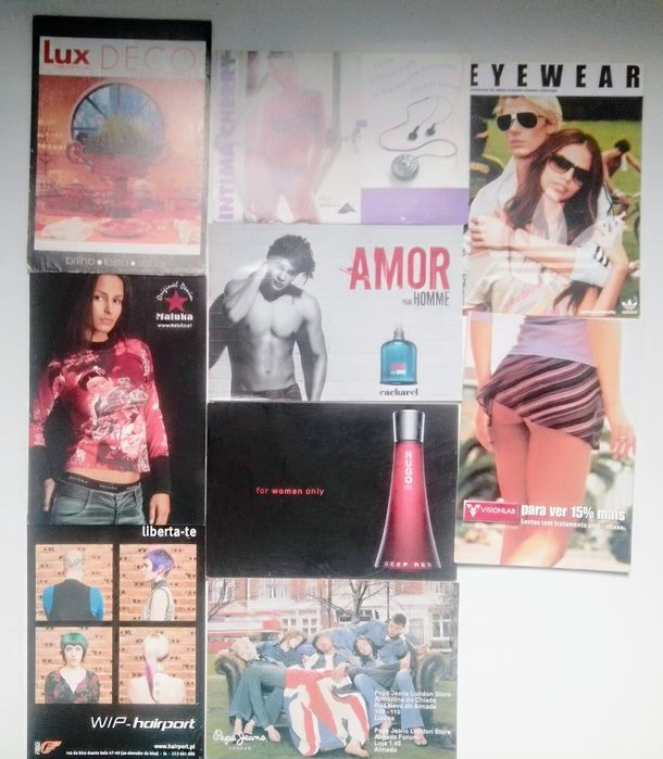 42 Postais publicitários .