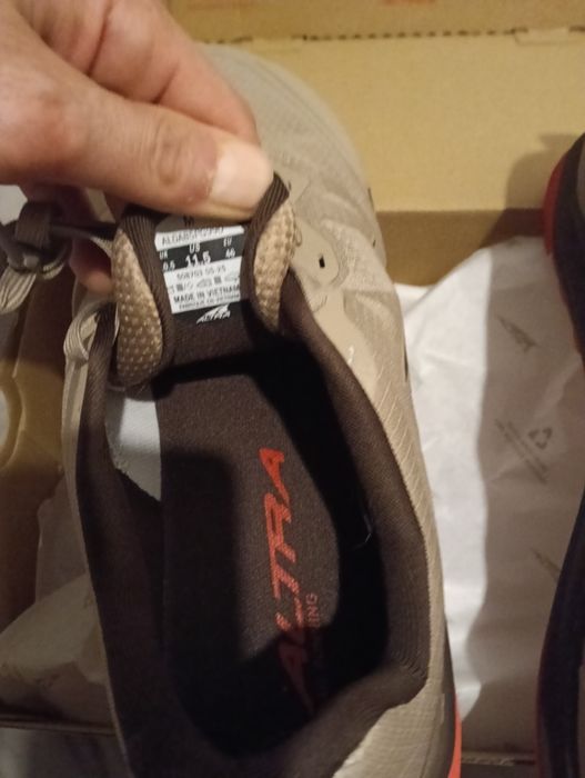 Altra lone peak 9+ Gtr