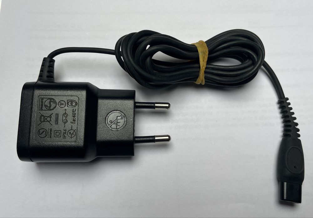 Vendo carregador para maquina de Barbear Philips