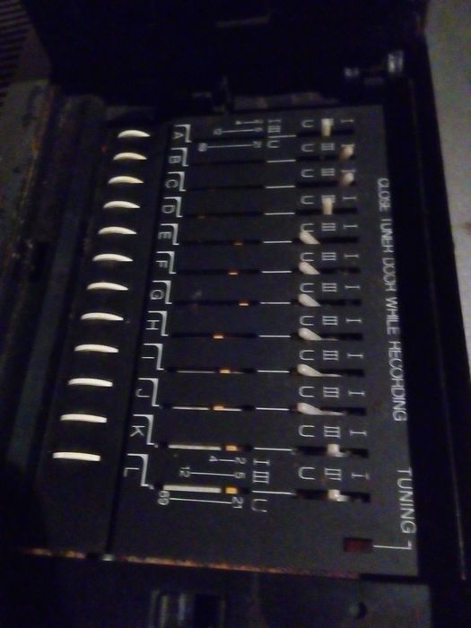 Tuner do magnetowidu JVC