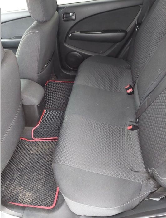 Продам Mitsubishi Outlender 1