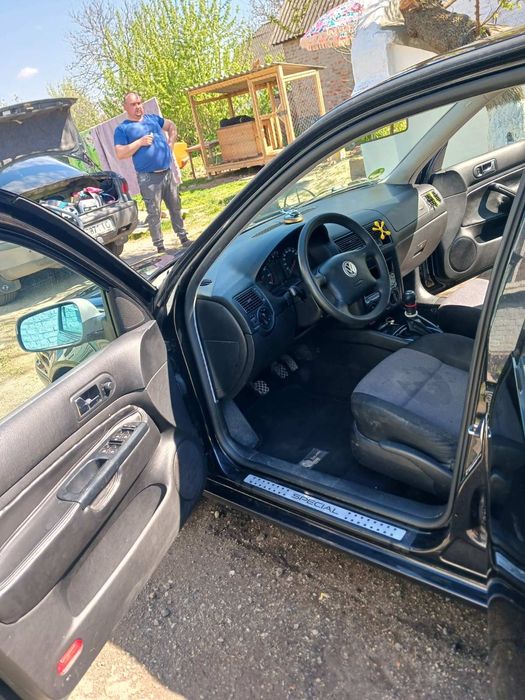 【BLUE品】 Гольф 41.4 бензин: 4 000 $ - Volkswagen Сахнивка на Olx