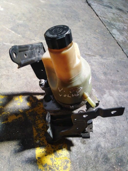 Bomba de Direção Assistida Volvo V50 Ref.: 5N51... / 31280.369