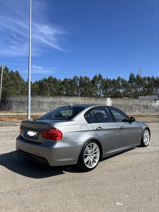 BMW E90 318d pack M