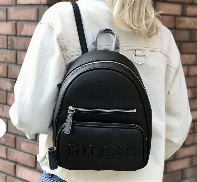 Рюкзак Guess чорний