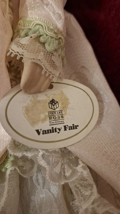 Lalka porcelanowa Vanity Fair
