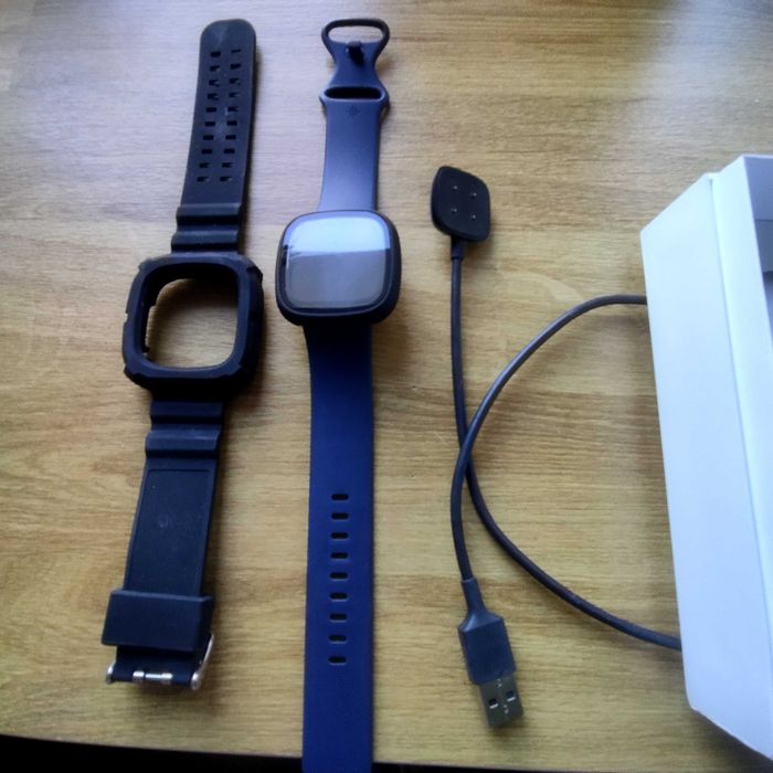 Zegarek Fitbit versa 3