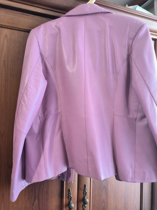 Куртка шкіряна жіноча