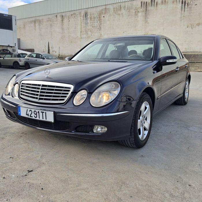 Mercedes-Benz E 220