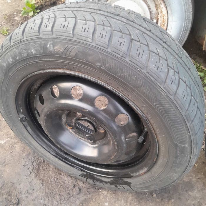 Продам резину з дисками