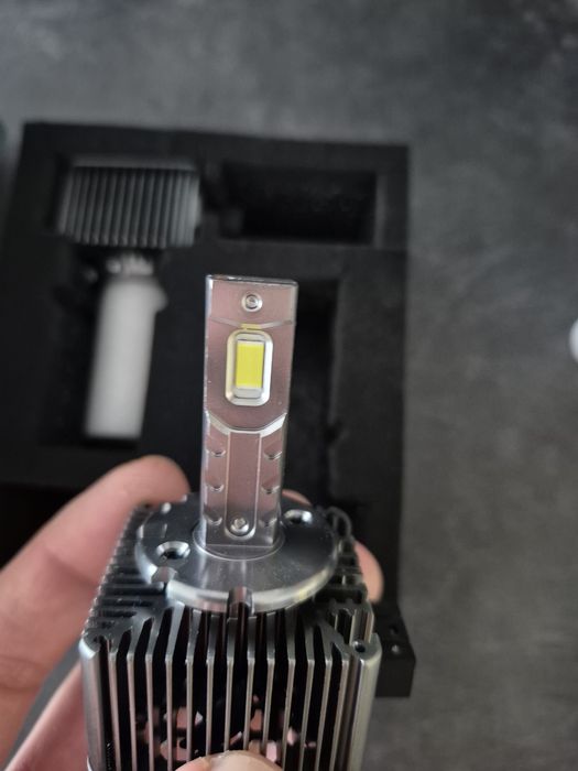 Żarówka Led mercedes w211 D1S LED  6000K