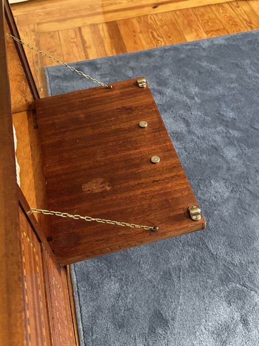 Aparador / Consola Vintage em Madeira Nobre com Espelho