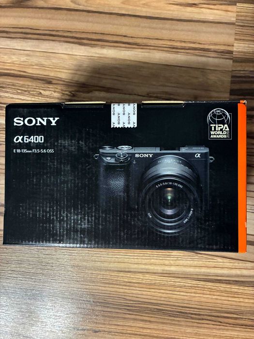 Aparat SONY Alpha ILCE-6400MB Czarny + obiektyw 18-135mm f/3.5-5.6