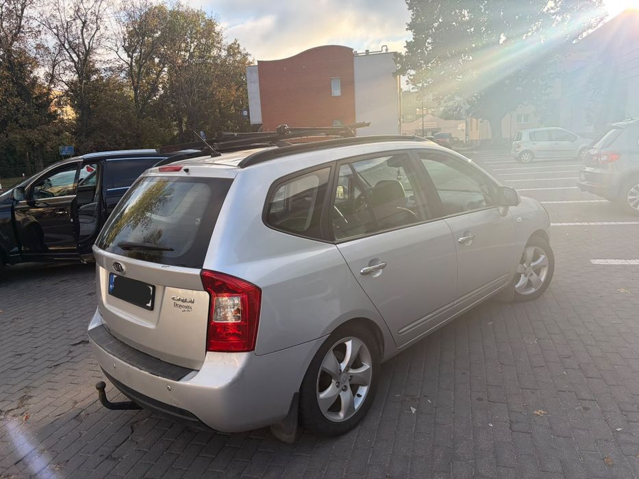 Kia Carens 2008 рік 2.0 дизель для військових