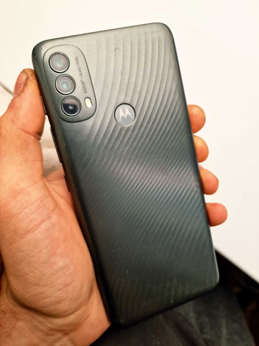 Motorola E40 4/64GB смартфон полностью рабочий