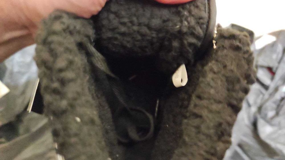 Кеды Vans черные зимние