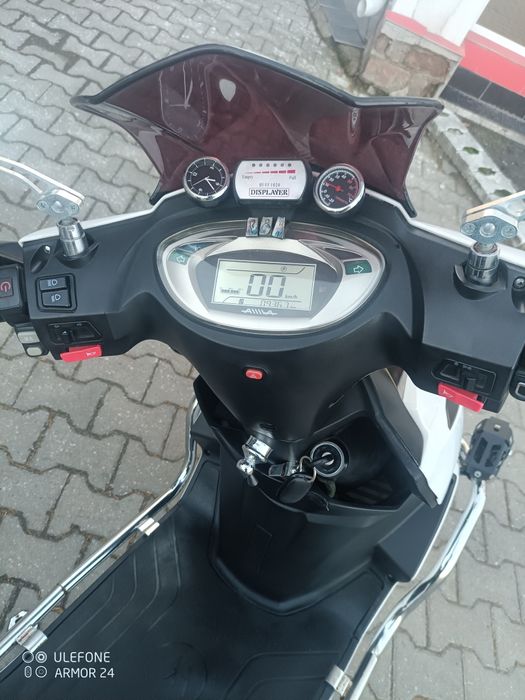 Электроскутер айма