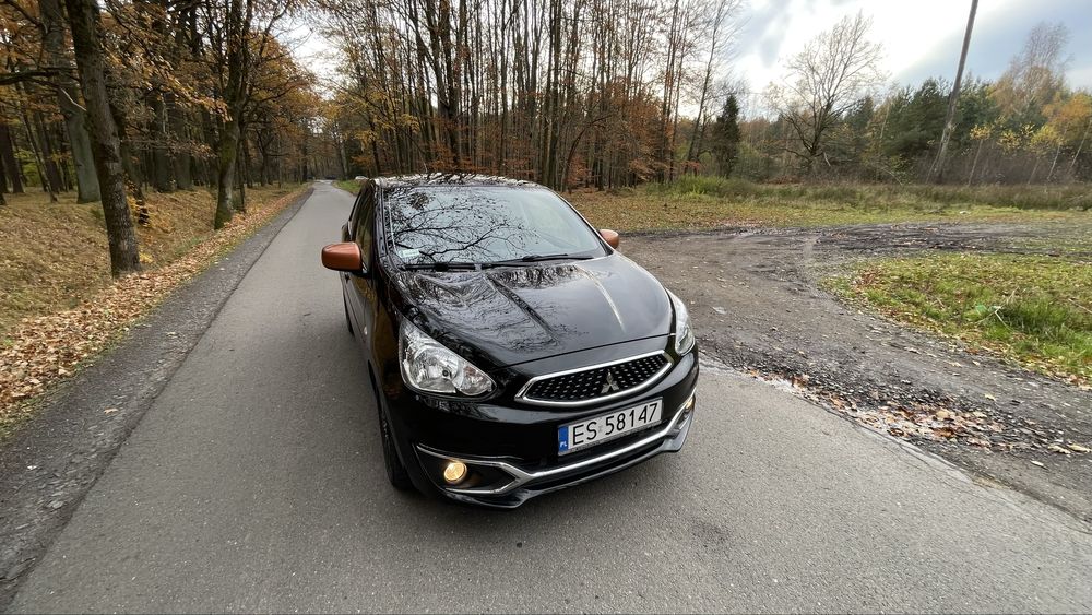 Rezerwacja Mitsubishi Space Star  1,2 Salon
