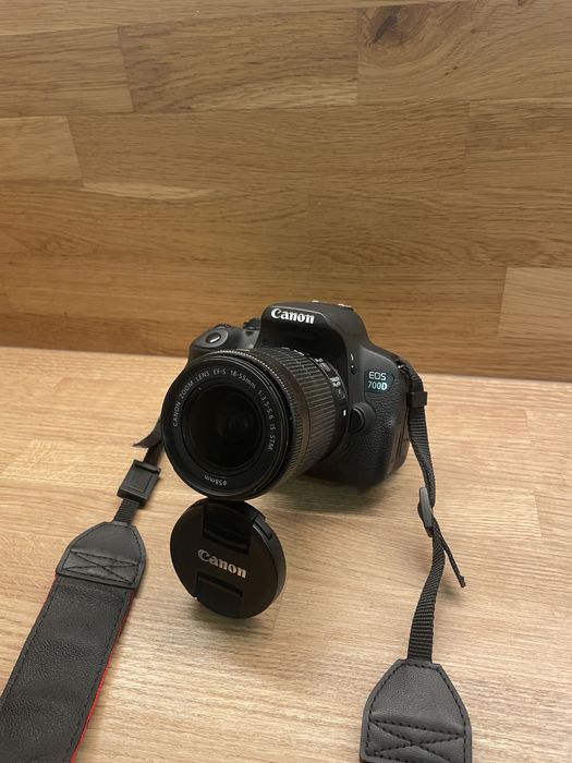 Canon ios 700d stan idealny