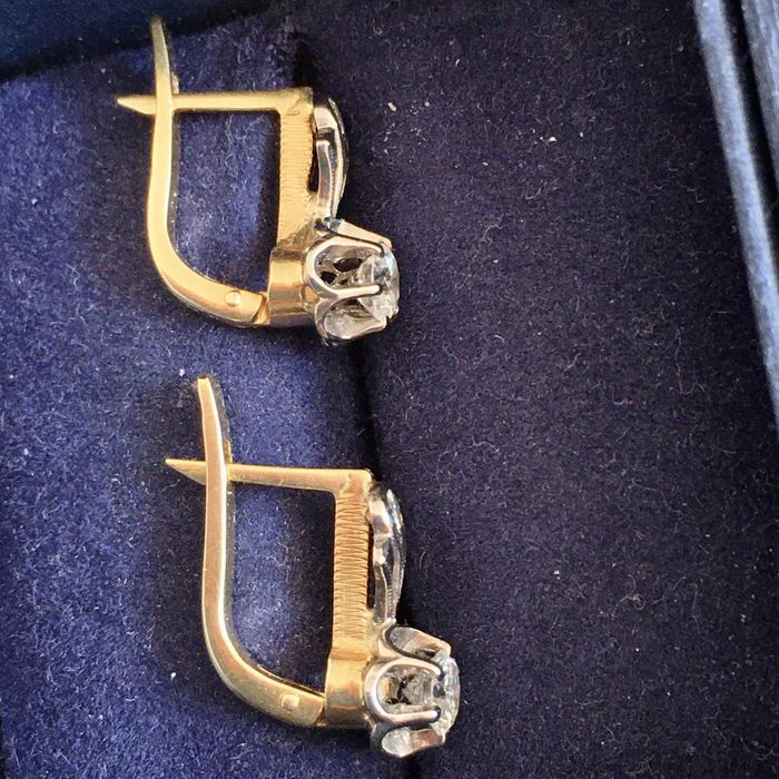 Сережки з діамантами , 1976 рік, КЮЗ (серьги с бриллиантами)