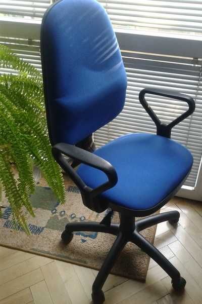 Fotel wygodne krzesło Regulacja wysokości Podparcie pod plecy