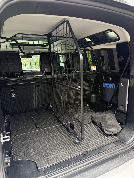 Grade divisoria mala defender