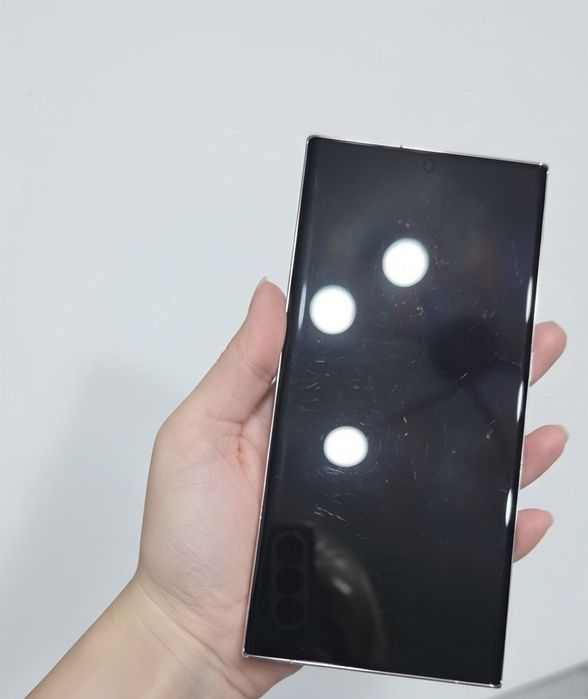 Оригінальні дисплеї Samsung S23 Ultra та S24 Ultra