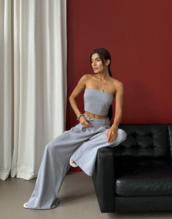 Костюм,  штани вільного крою та топ бандо