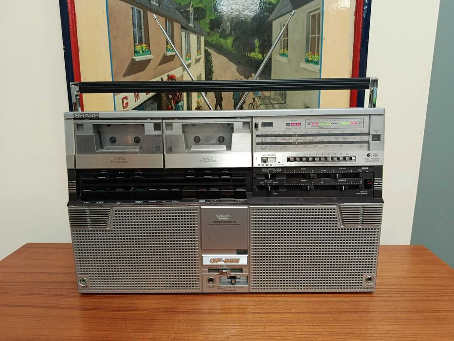 Radiomagnetofon dwukasetowy Sharp GF-555 Boombox z lat 80