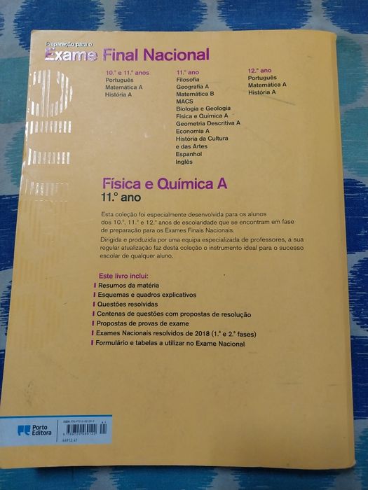 Livro de preparação para o exame de física e química A 11 ano