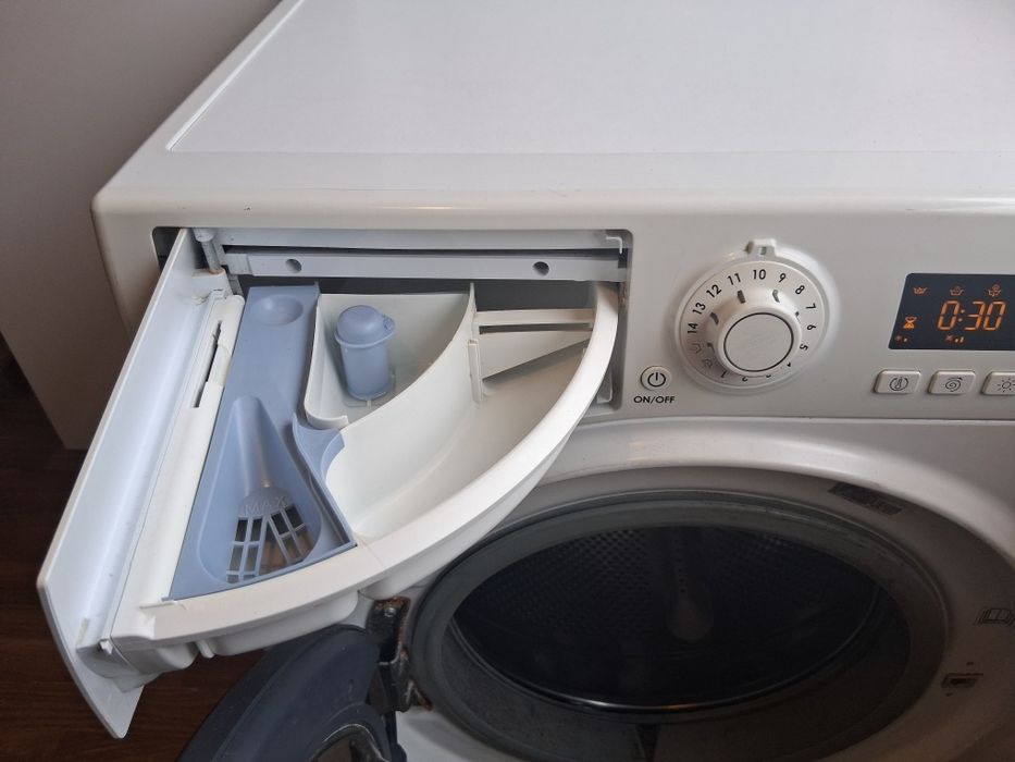 Máquina de lavar roupa  8kg