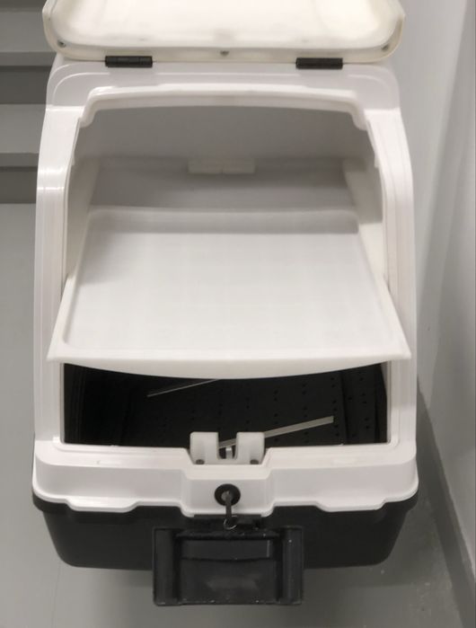 Caixa hermética entregas delivery 108L