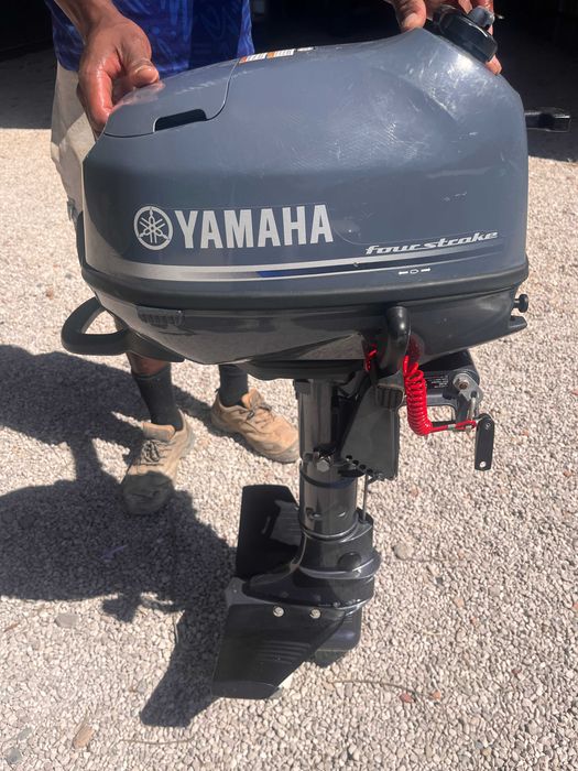Vendo semirigido Plastimo. 2,50m com motor Yamaha 6cv