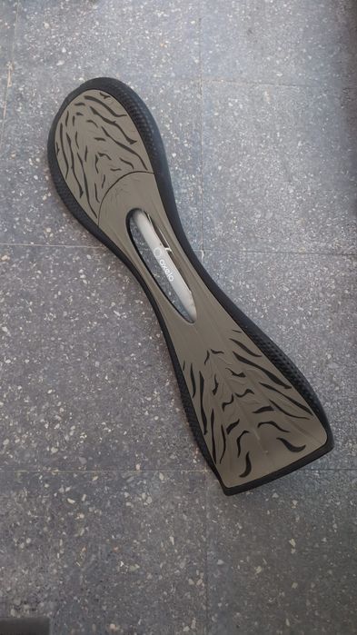 Waveboard skate street surfer