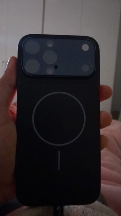 Vendo iPhone 13 Pro Max, cor branco, com 128GB de capacidade