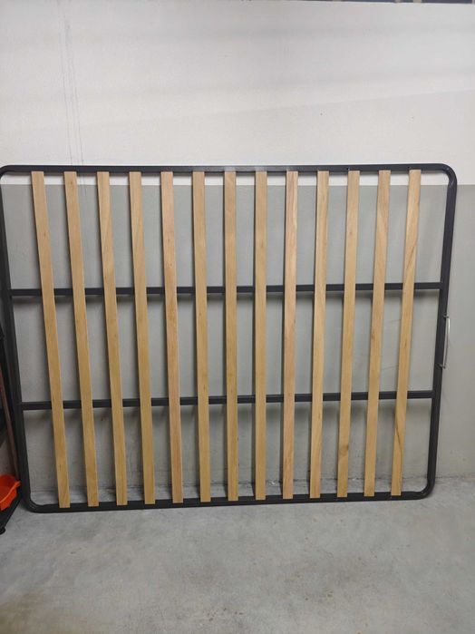 Estrado como novo 160x200 - usado apenas 6 meses