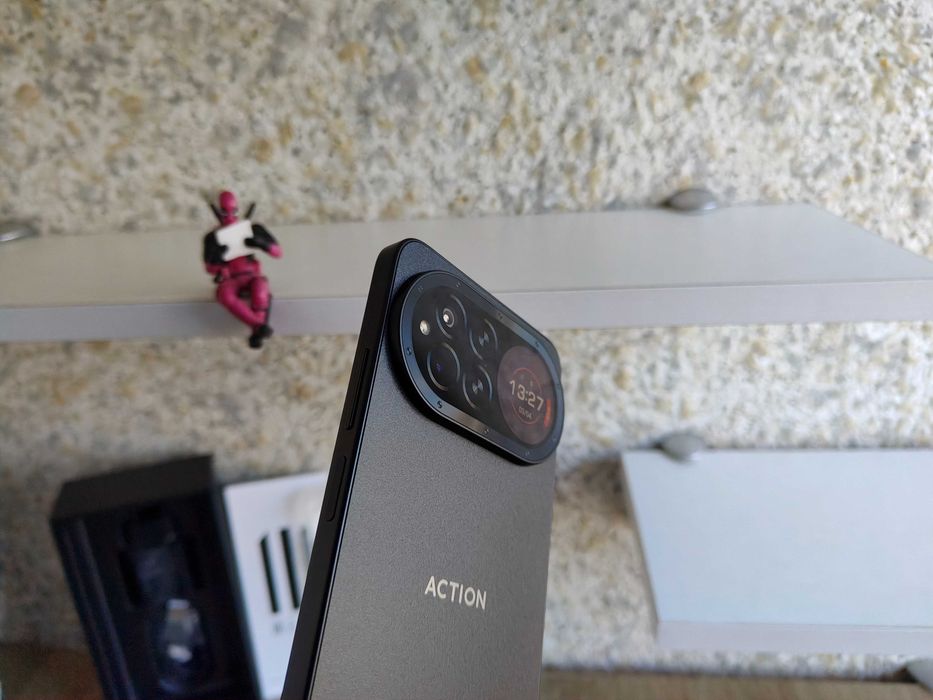 IIIF150 Action 15 6/256ГБ, 6.67" 90Гц, 5100мАг, 48мп, IP68/IP69K Смарт