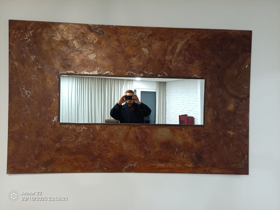 Espelho de sala com painel de chapa