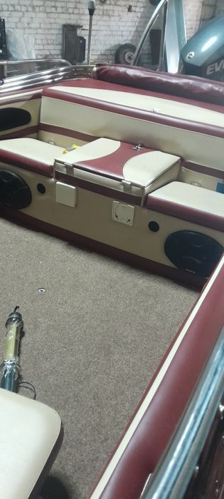 Човен  Казанка 5